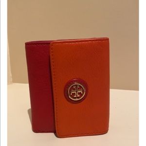Tory Burch Robinson trifold wallet